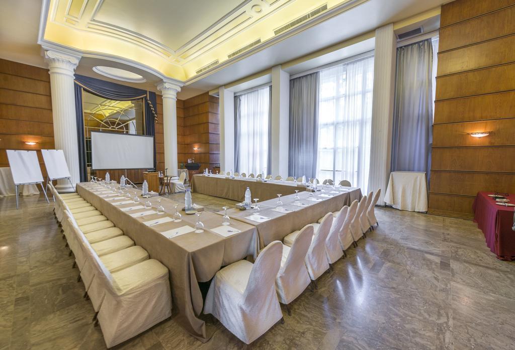 Riviera And Lounge, Hotel Beyrouth
