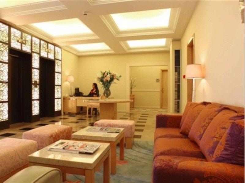 Hotel Riviera And Lounge,