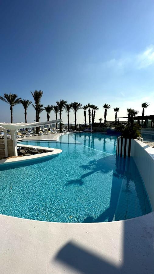 Riviera And Lounge, Beirut