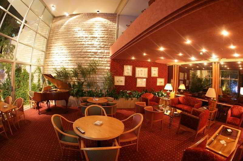 Riviera And Lounge, 5* Beirut