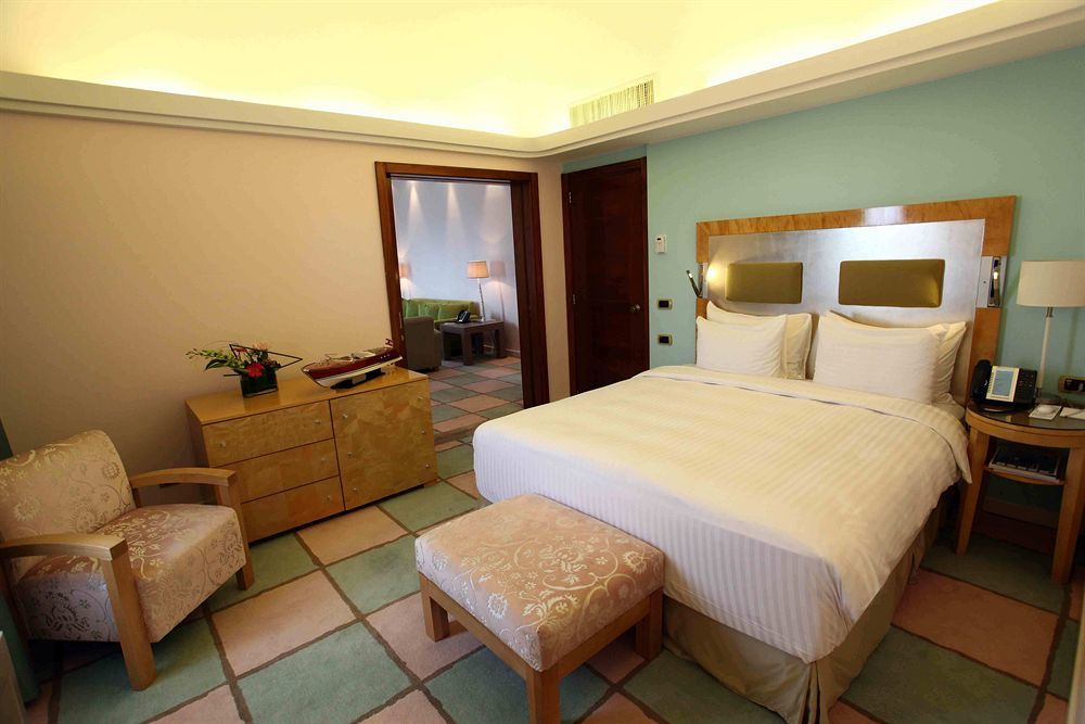 Hotel Riviera And Lounge, Beirut