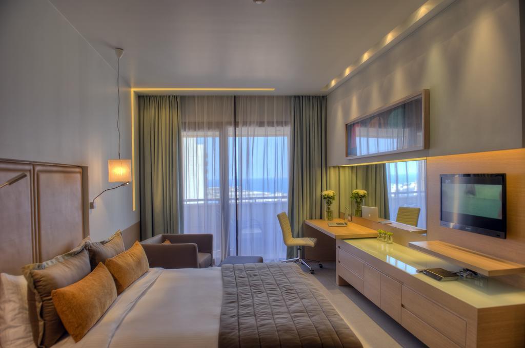 Hotel Riviera And Lounge, Beirut